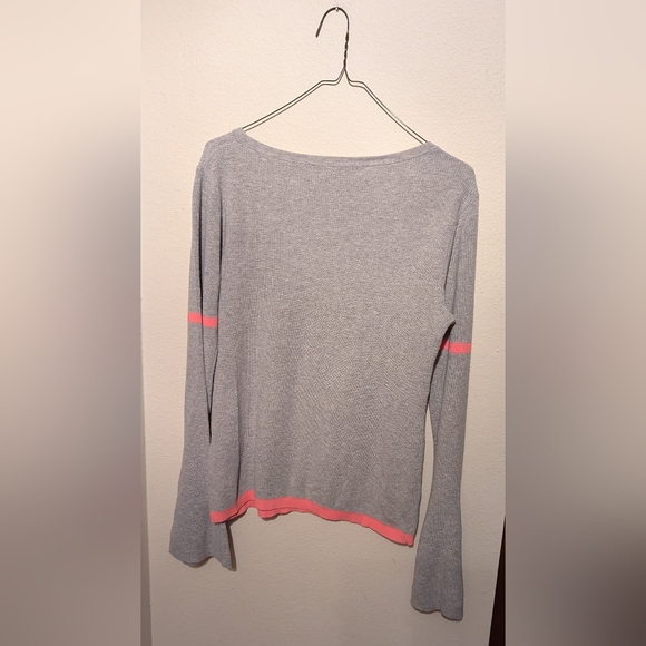 Slate Willow Grey Pink Bell Sleeve Sweater Size L Rent The Runway - Picture 5 of 6